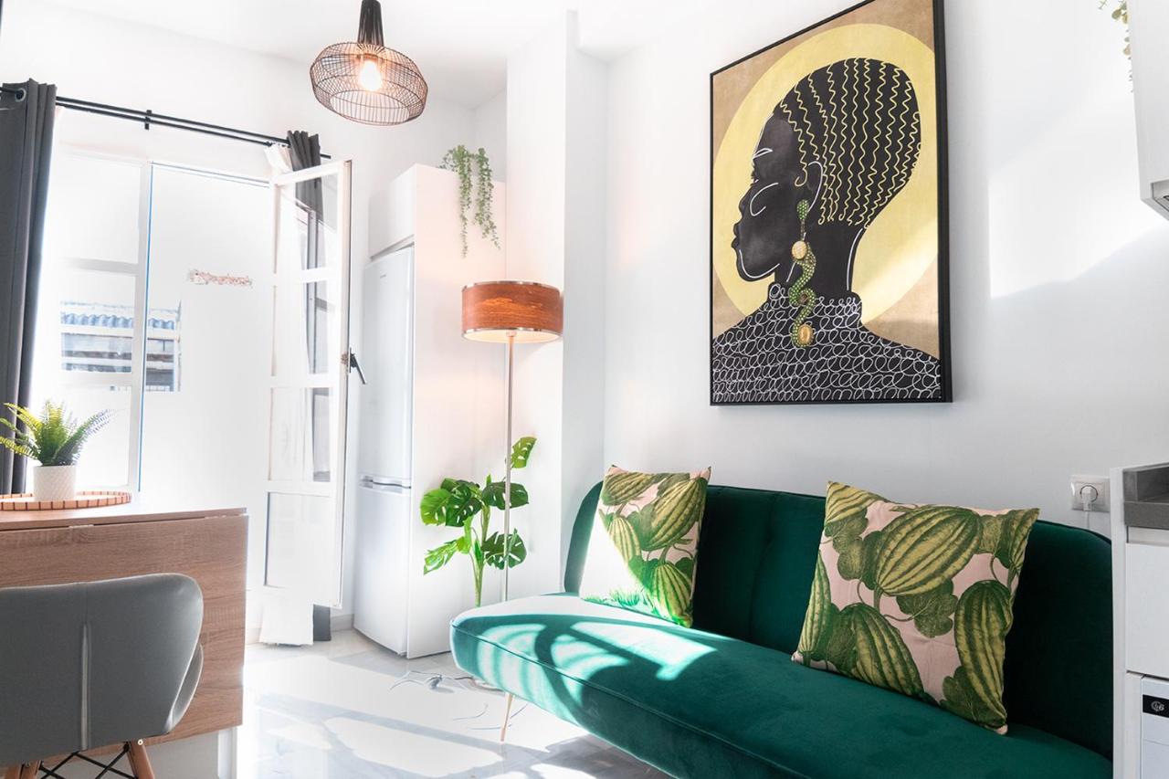 Downtown Apartment With Private Terrace & Jacuzzi 세비야 외부 사진