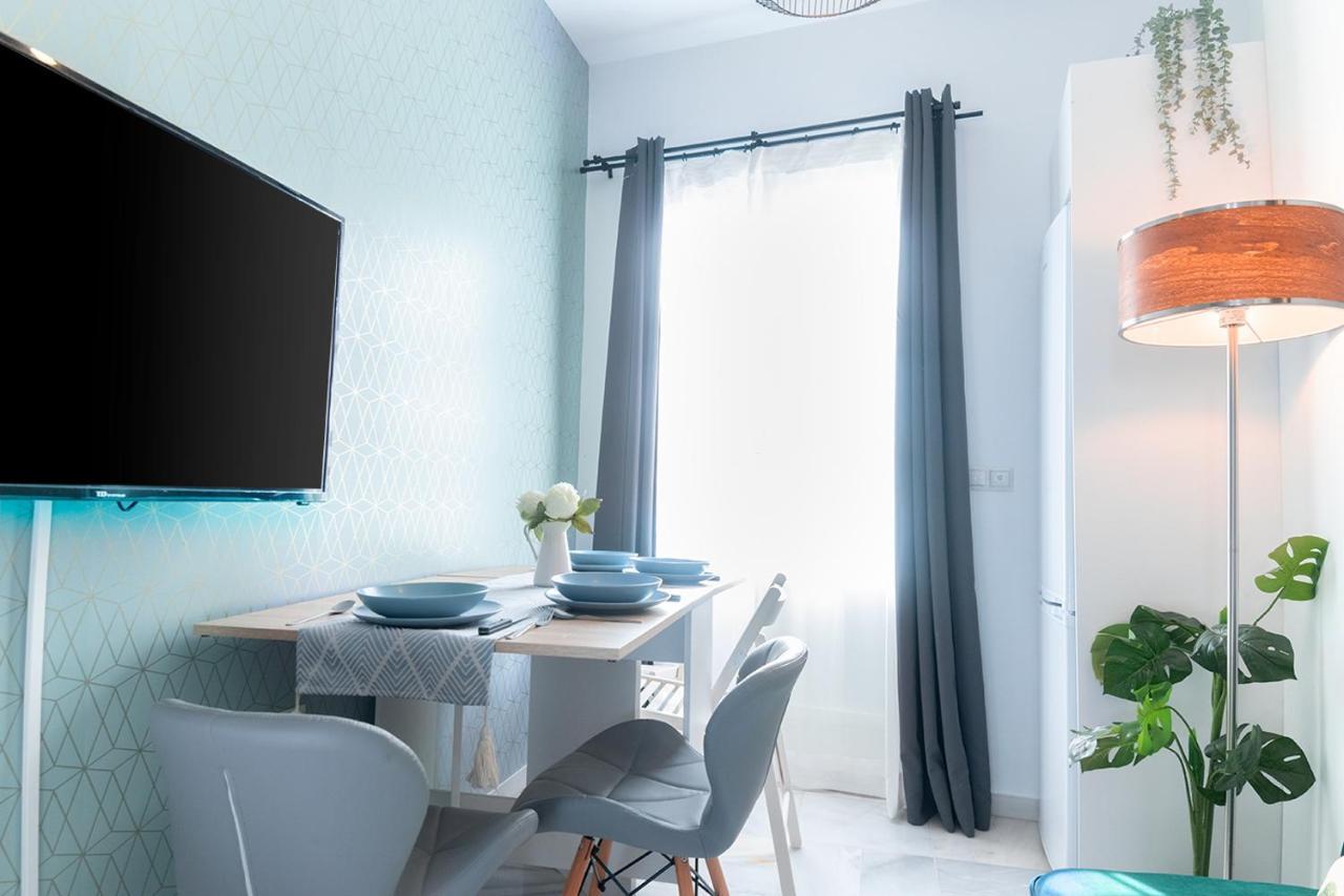 Downtown Apartment With Private Terrace & Jacuzzi 세비야 외부 사진